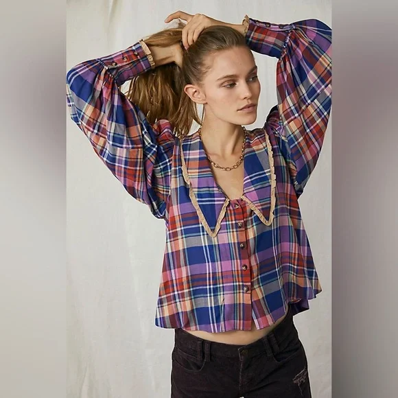 Bexley Plaid Women's Top - Picture 4 of 5